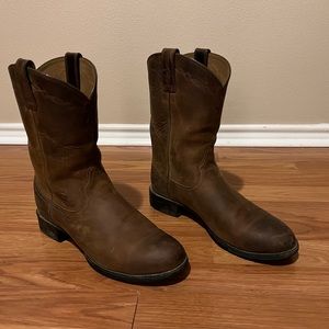 Ariat Heritage Roper Western Boot, size 9.5D